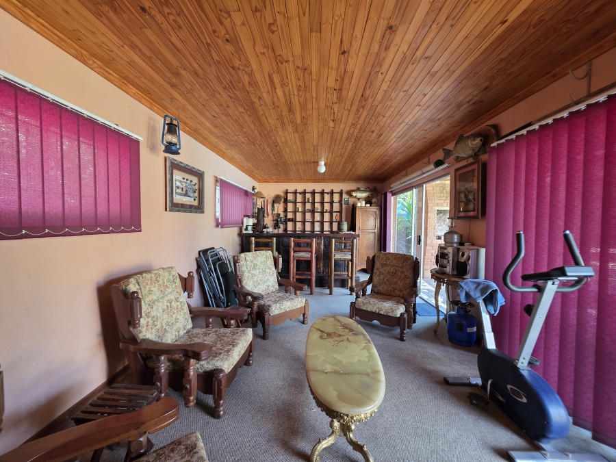 5 Bedroom Property for Sale in Riebeeckstad Free State